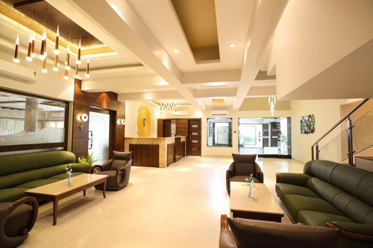 Click Hotel 纳西克 外观 照片
