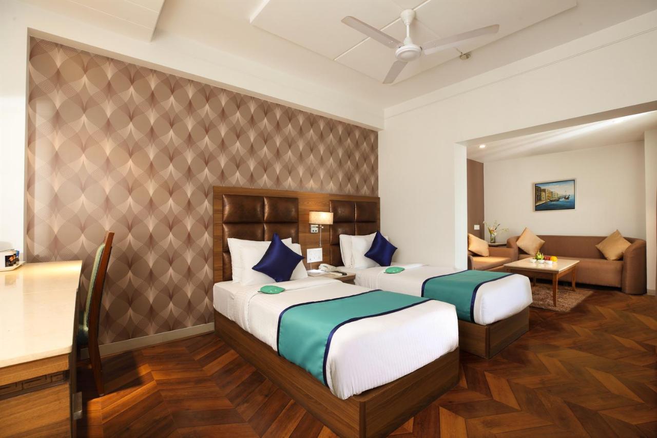 Click Hotel 纳西克 外观 照片