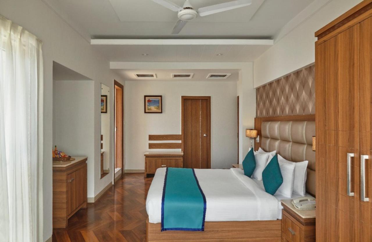 Click Hotel 纳西克 外观 照片