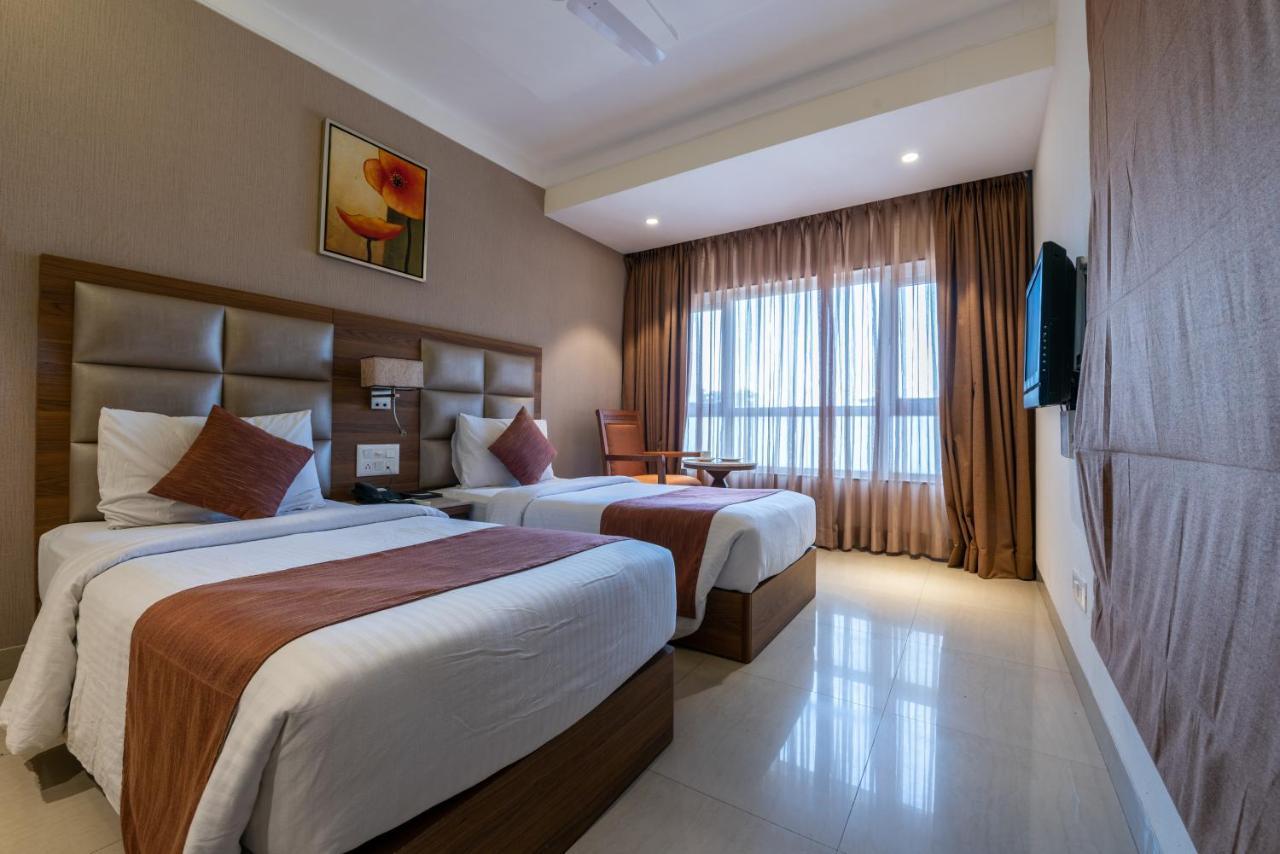 Click Hotel 纳西克 外观 照片